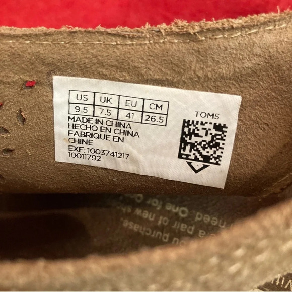 TOMS Sz 9.5 Stacked  Heel Perforated Suede Peep Toe Tie in Back Booties Shooties - Picture 9 of 9